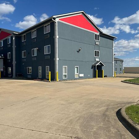 Burgundy Inn & Suites By Oyo El Paso Экстерьер фото