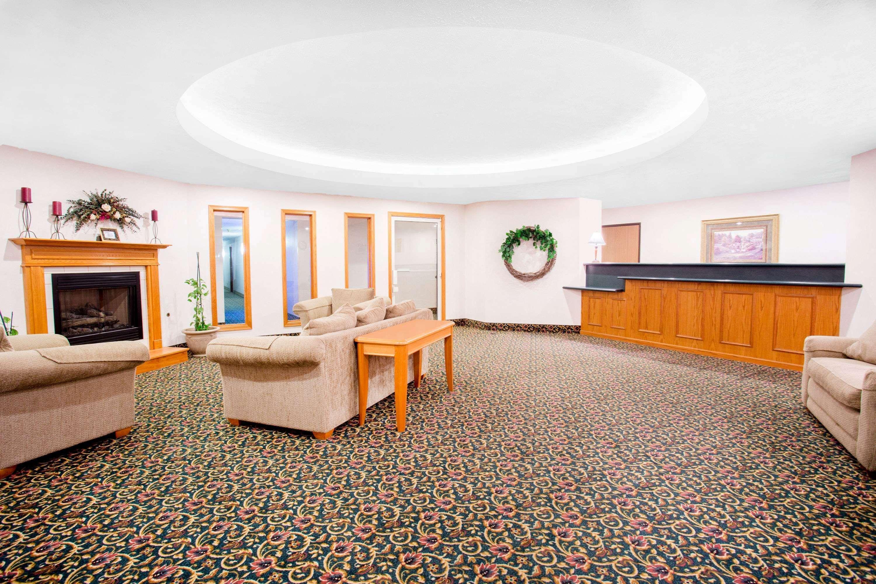 Burgundy Inn & Suites By Oyo El Paso Экстерьер фото