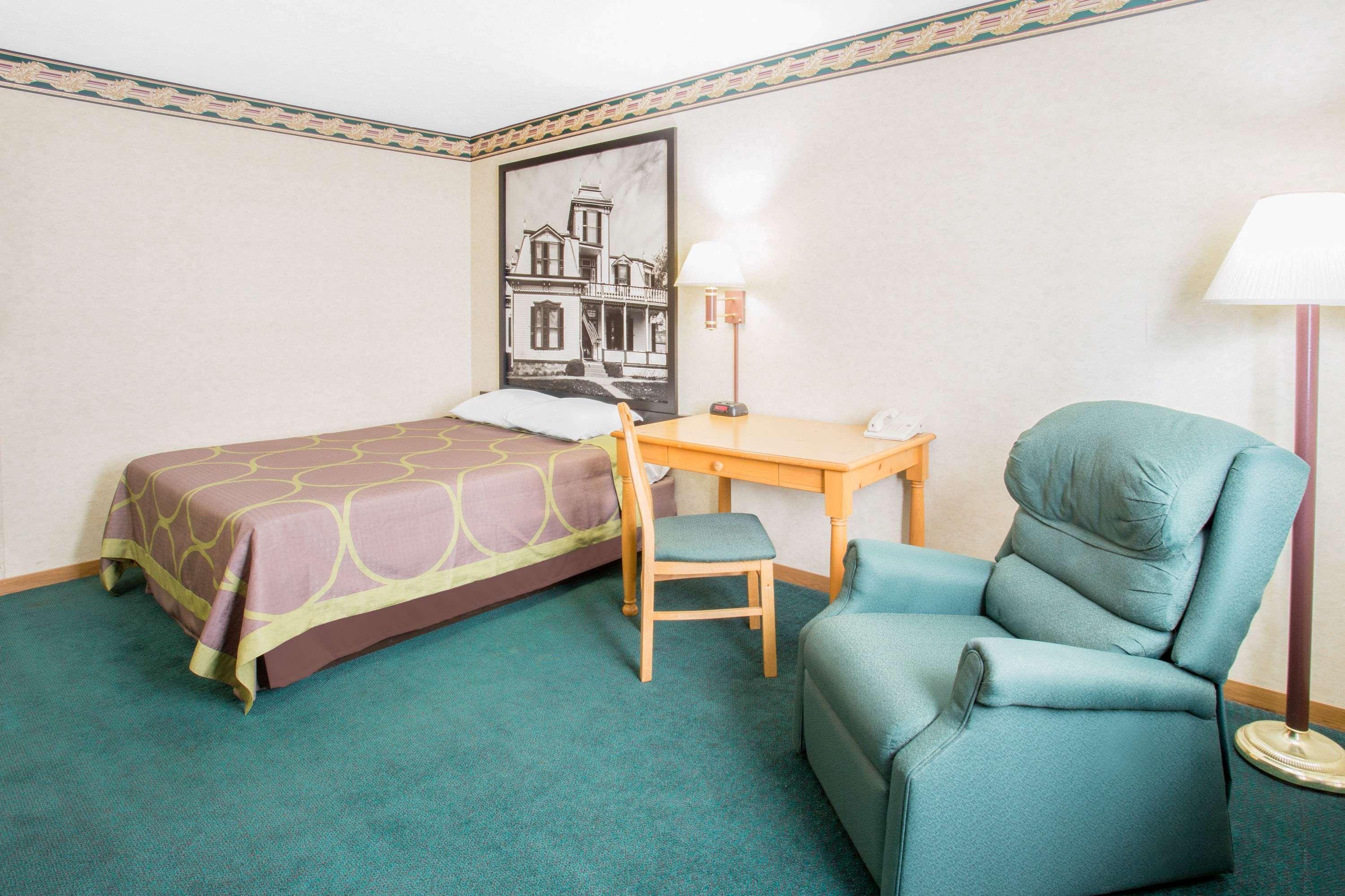 Burgundy Inn & Suites By Oyo El Paso Экстерьер фото