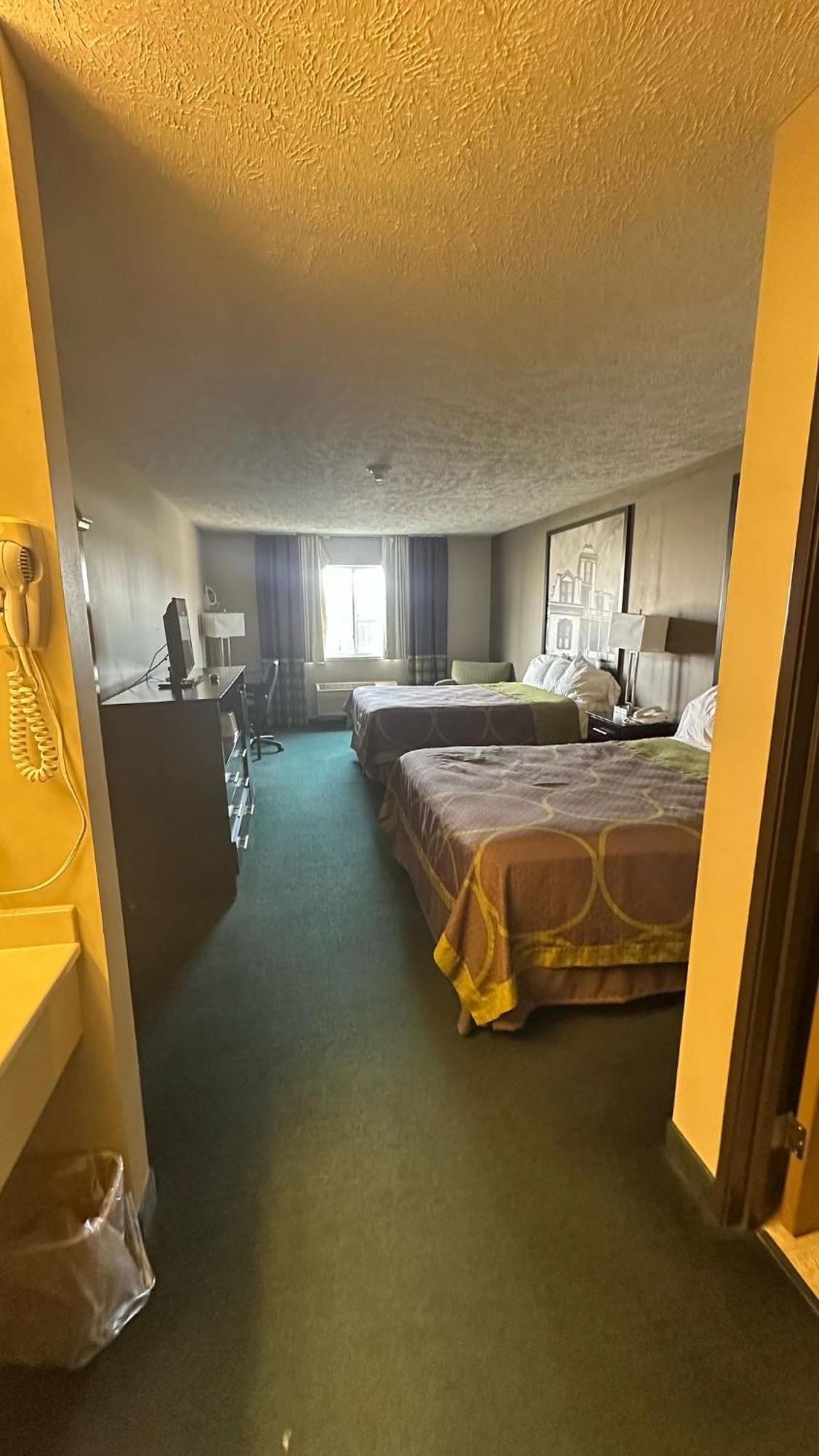 Burgundy Inn & Suites By Oyo El Paso Экстерьер фото