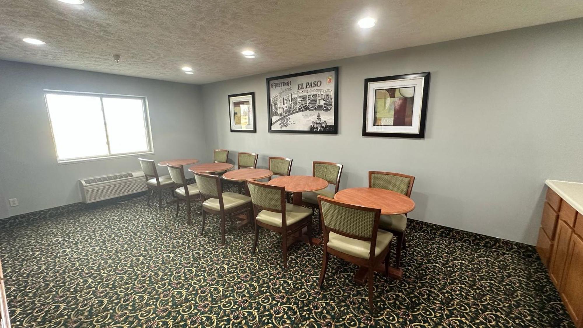 Burgundy Inn & Suites By Oyo El Paso Экстерьер фото