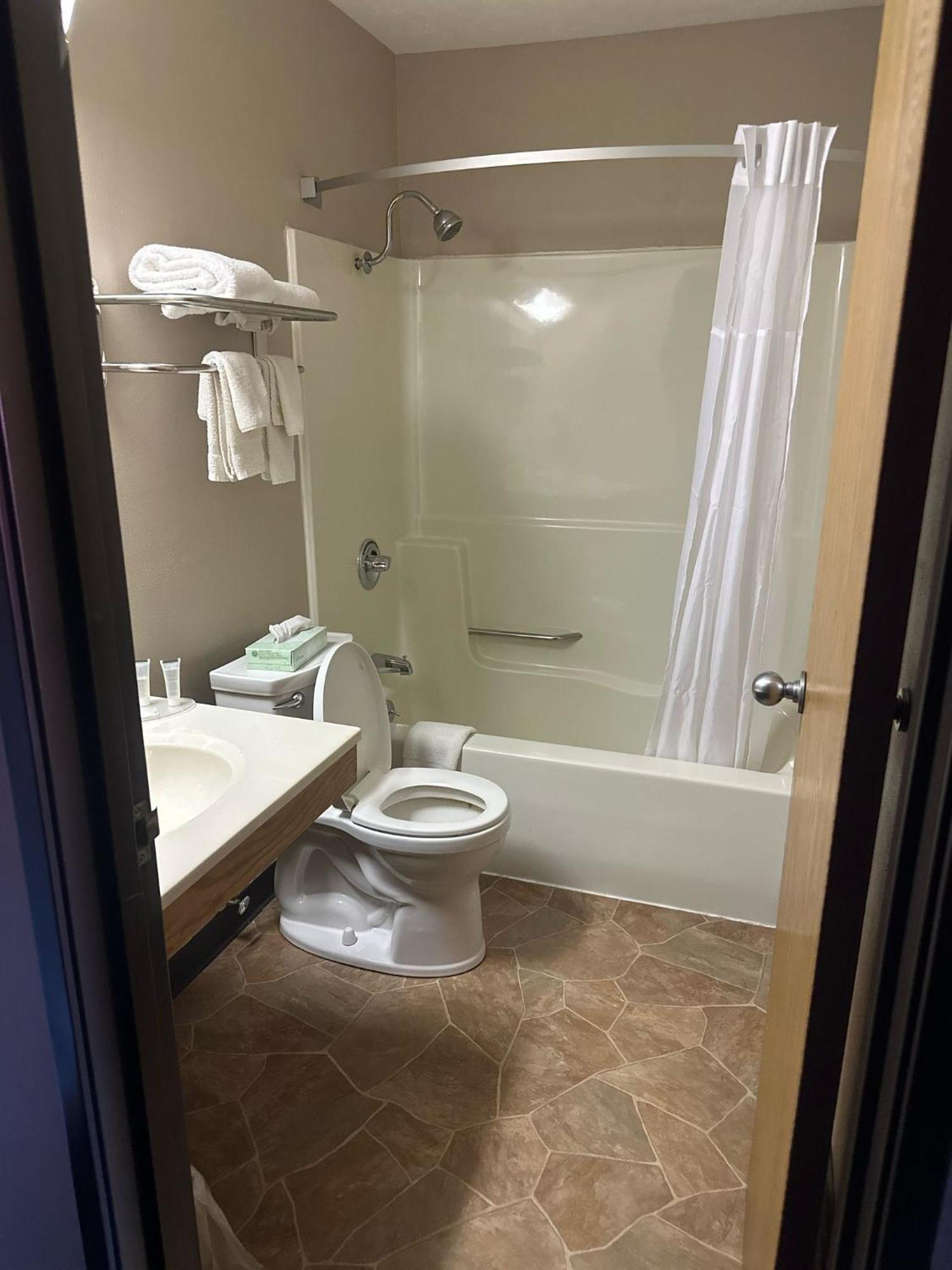 Burgundy Inn & Suites By Oyo El Paso Экстерьер фото